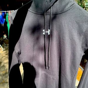Brand new, never wore UA medium women’s hoodie.